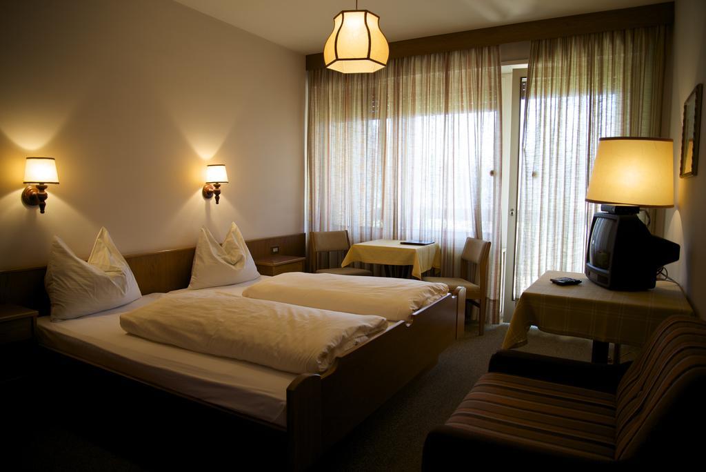 Hotel Tannerhof Merano Exterior photo